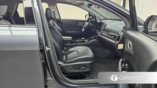 Kia Sportage 5th Generation Hybrid 2022 Серый из Кореи, фото 2