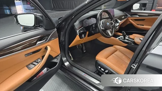 BMW 5 Series (G30) 2021 Серый из Кореи, фото 2