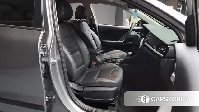 Kia The New Niro 2021 Серый из Кореи, фото 2