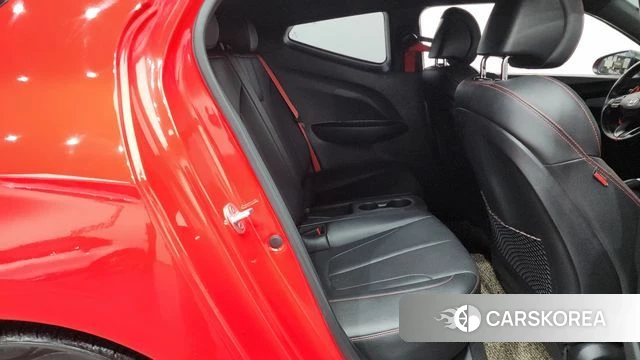 Hyundai Veloster (JS) 2018 Красный из Кореи, фото 2