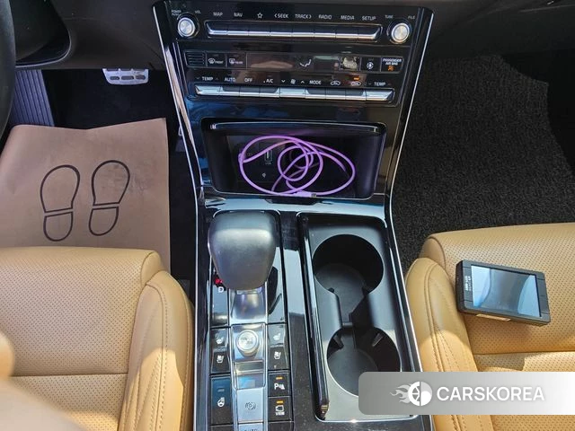 Kia K7 Premier 2020 Черный из Кореи, фото 2