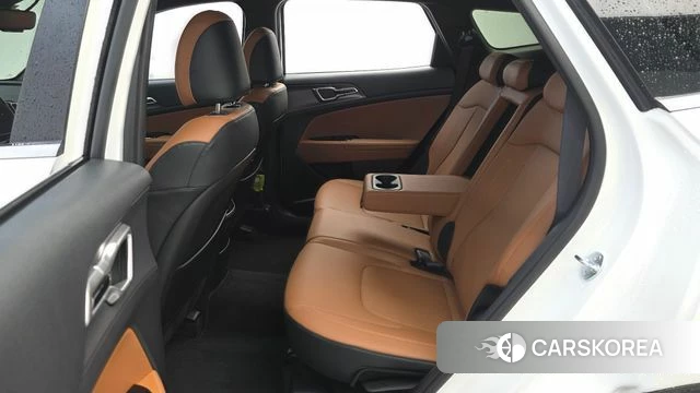 Kia Sportage 5th Generation 2024 Белый из Кореи, фото 2