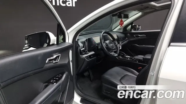 Kia Sportage 5th Generation Hybrid 2023 Белый из Кореи, фото 2