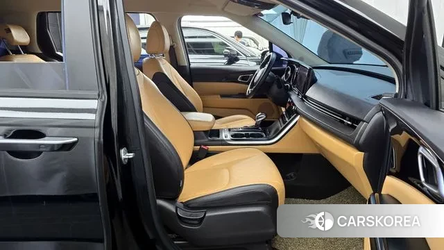 Kia Carnival 4th generation 2021 Черный из Кореи, фото 2