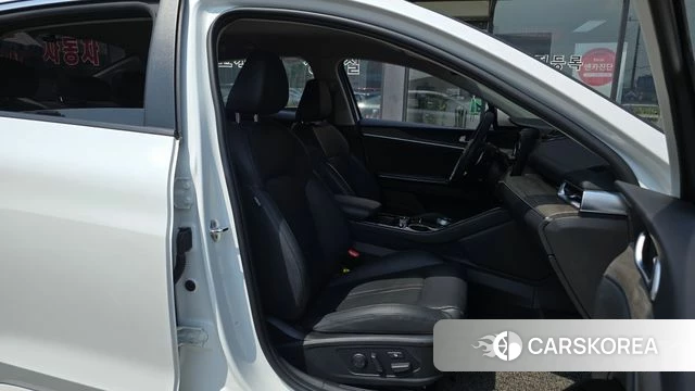 Kia K5 3rd generation 2021 Белый из Кореи, фото 2