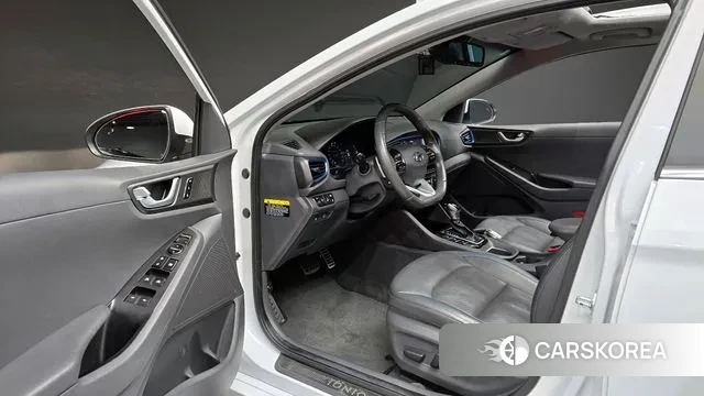 Hyundai Ionic Hybrid 2018 Белый из Кореи, фото 2