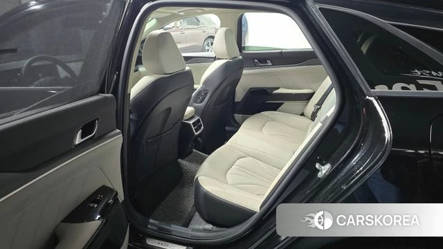 Kia The New K5 3rd generation 2024 Черный из Кореи, фото 2