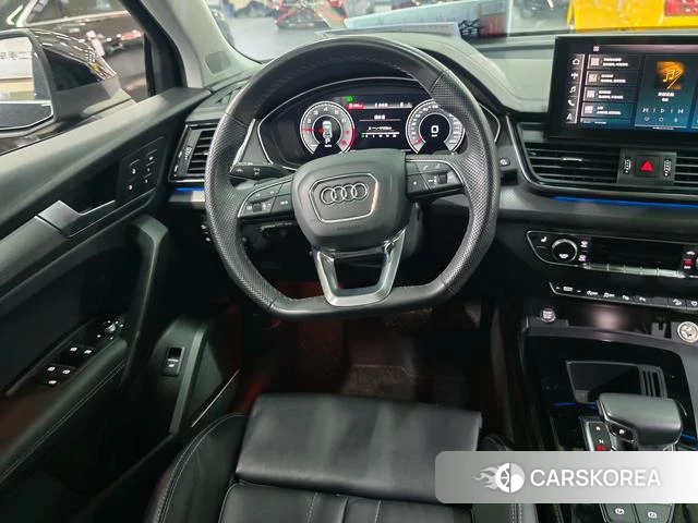 Audi Q5L 2023 Черный из Китая, фото 2