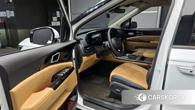 Kia Carnival 4th generation 2021 Белый из Кореи, фото 2