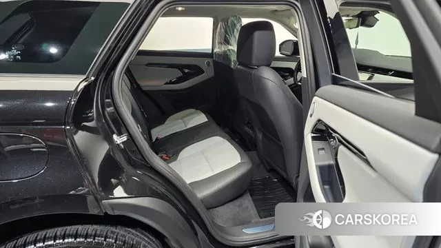 Land Rover Range Rover Evoque 2nd Generation 2025 Черный из Кореи, фото 2