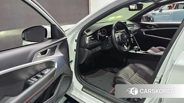 Genesis The New G70 2021 Белый из Кореи, фото 2