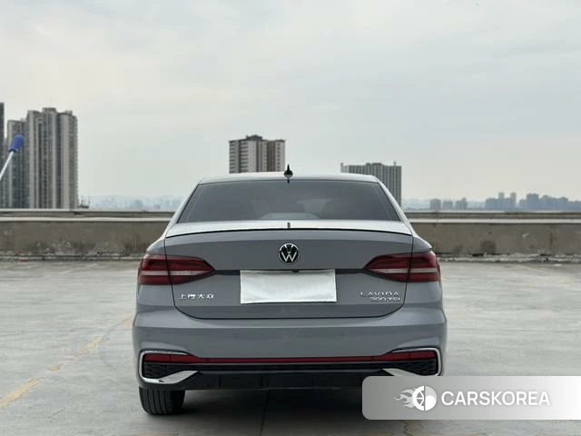 Volkswagen Lavida 2023 Темно-серый из Китая, фото 2