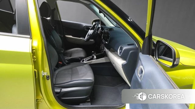 Hyundai Venue 2020 Светло-зеленый из Кореи, фото 2