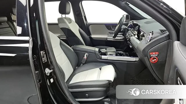 Mercedes-Benz GLB-Class X247 2020 Черный из Кореи, фото 2