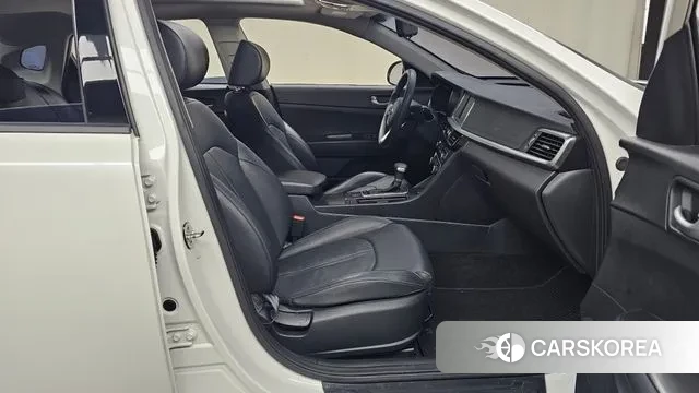 Kia The New K5 2nd generation 2018 Белый из Кореи, фото 2