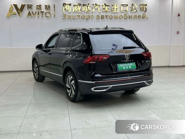 Volkswagen Tiguan L 2022 Черный из Китая, фото 2