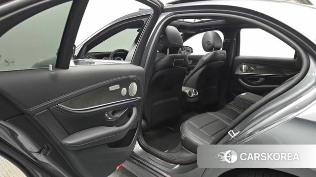 Mercedes-Benz E-Class W213 2019 Серый из Кореи, фото 2