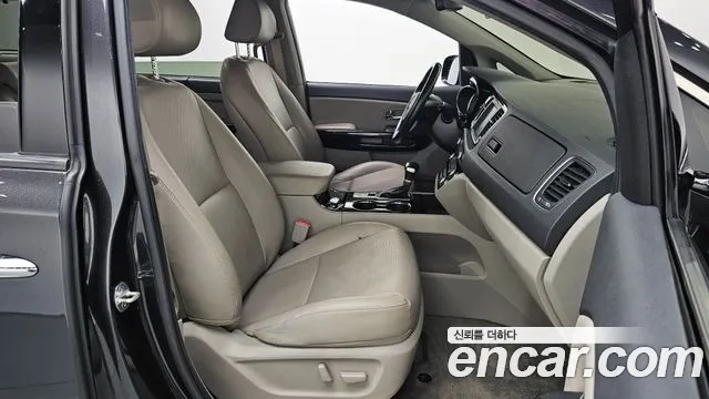 Kia The New Carnival 2020 Серый из Кореи, фото 2