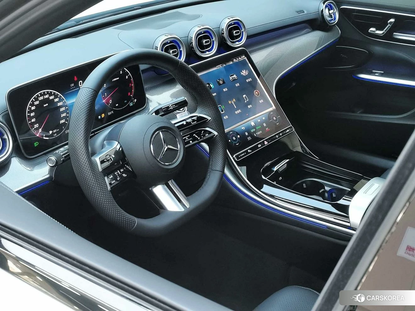 Mercedes-Benz Class C 2023 Белый из Китая, фото 2