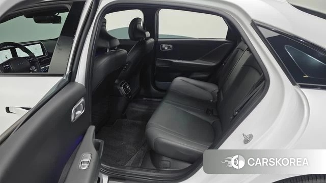 Hyundai Ionic 6 2024 Белый из Кореи, фото 2