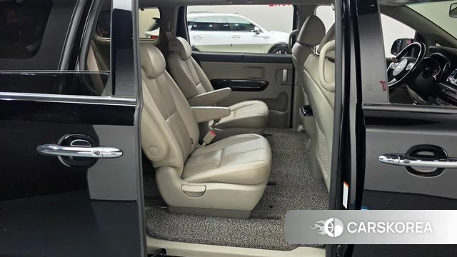 Kia The New Carnival 2018 Черный из Кореи, фото 2