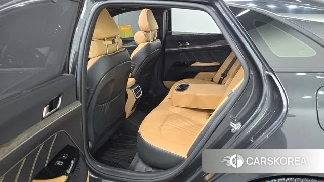 Kia K5 3rd generation 2023 Серый из Кореи, фото 2