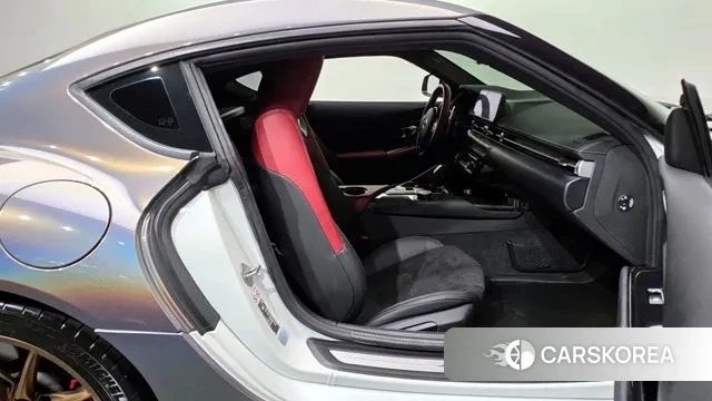 Toyota Supra 5th Generation 2023 Серый из Кореи, фото 2