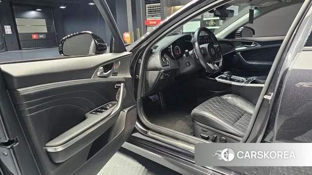 Kia Stinger Meister 2021 Серый из Кореи, фото 2