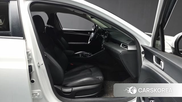 Kia K5 3rd generation 2022 Белый из Кореи, фото 2