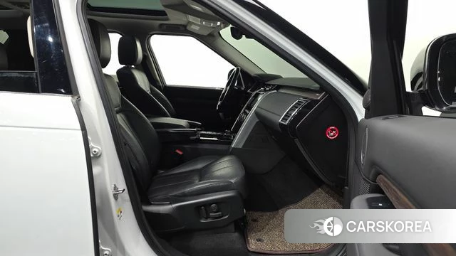 Land Rover Discovery 5 2018 Белый из Кореи, фото 2
