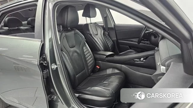 Hyundai Avante Hybrid (CN7) 2021 Серый из Кореи, фото 2