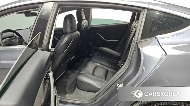 Tesla Model 3 2020 Серый из Кореи, фото 2