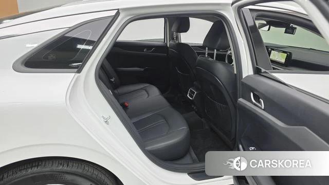 Kia K5 3rd generation 2023 Белый из Кореи, фото 2