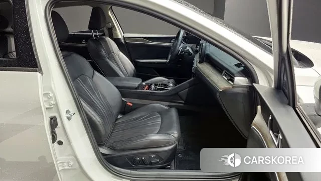 Kia K5 3rd generation 2021 Белый из Кореи, фото 2