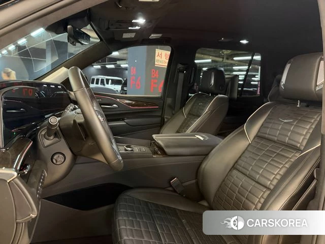 Cadillac Escalade 5th Generation 2023 Черный из Кореи, фото 2