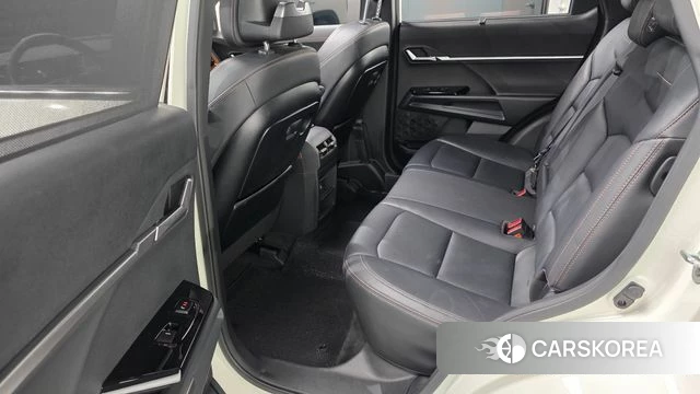 Ssangyong Torres EVX 2024 Белый из Кореи, фото 2