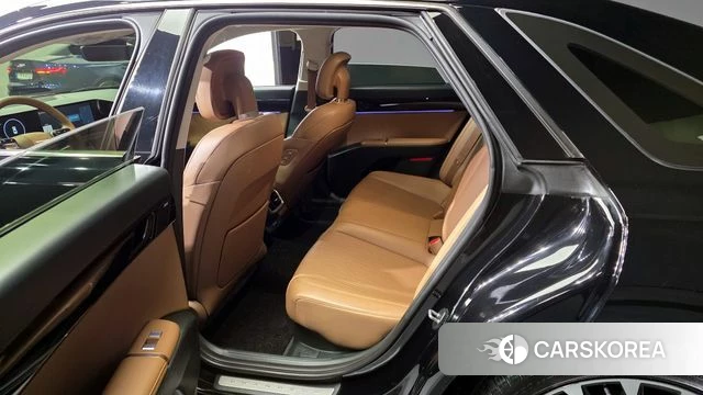 Hyundai Grandeur Hybrid (GN7) 2023 Черный из Кореи, фото 2