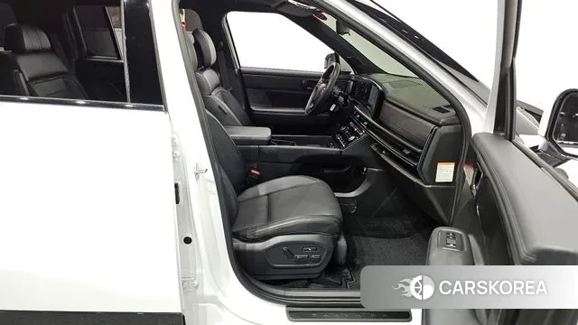 Hyundai Santa Fe (MX5) 2023 Белый из Кореи, фото 2