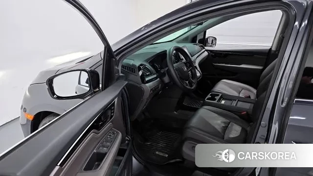 Honda Odyssey 2019 Серый из Кореи, фото 2