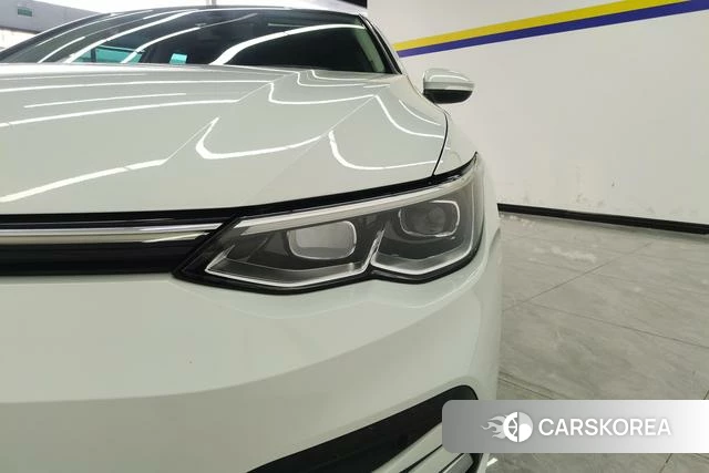 Volkswagen Golf 2021 Белый из Китая, фото 2