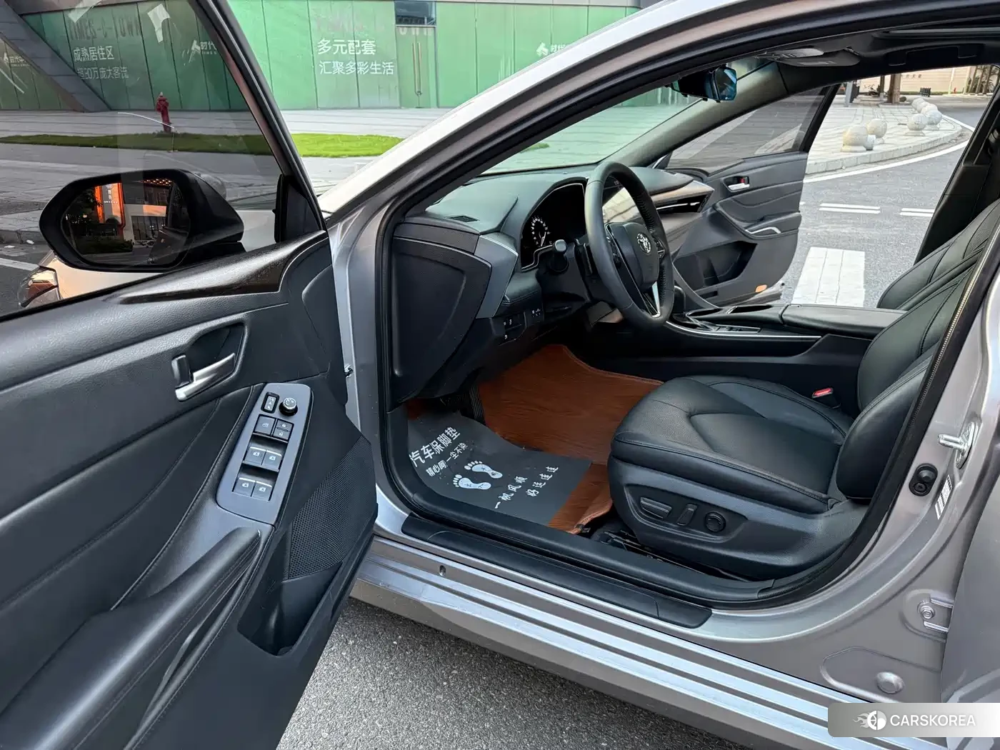 Toyota Avalon 2021 Silver/gray из Китая, фото 2