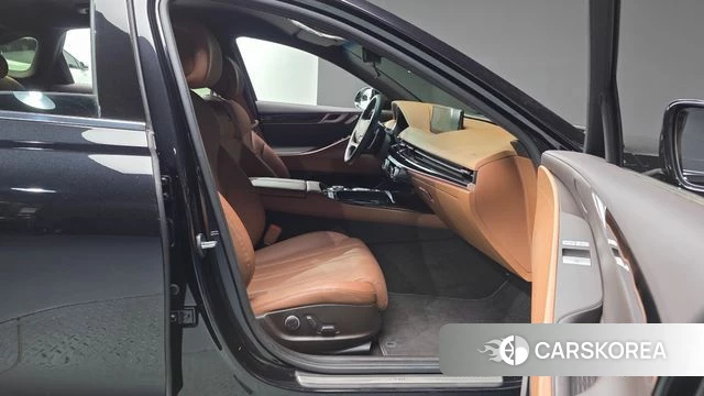 Genesis G80 (RG3) 2022 Черный из Кореи, фото 2