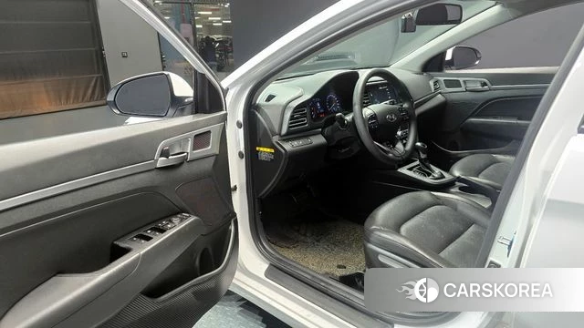 Hyundai The New Avante AD 2019 Белый из Кореи, фото 2