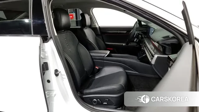 Hyundai Grandeur Hybrid (GN7) 2023 Белый из Кореи, фото 2