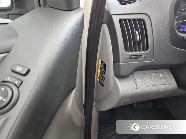 Hyundai The New Grand Starex 2019 Белый из Кореи, фото 2