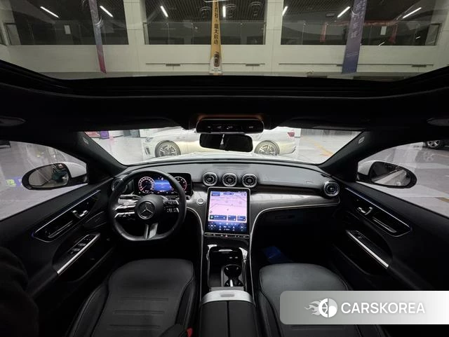 Mercedes-Benz Class C 2023 Белый из Китая, фото 2