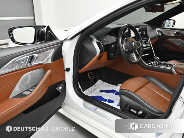 BMW 8 Series (G15) 2022 Белый из Кореи, фото 2