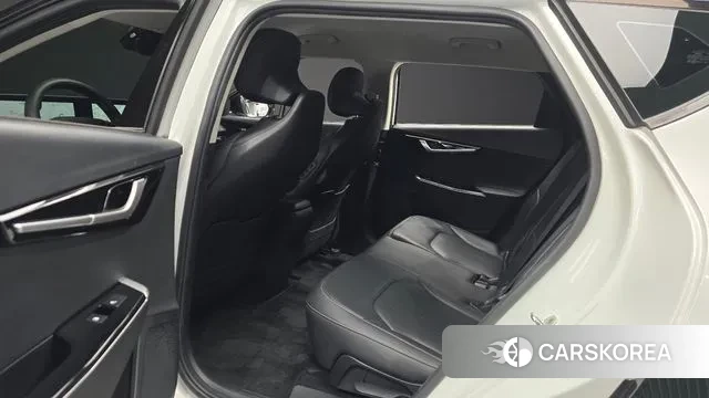 Kia EV6 2022 Белый из Кореи, фото 2