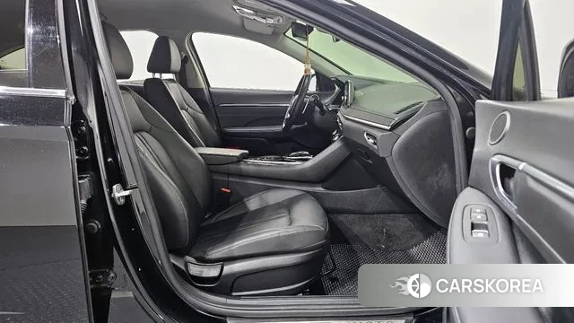 Hyundai Sonata (DN8) 2022 Черный из Кореи, фото 2