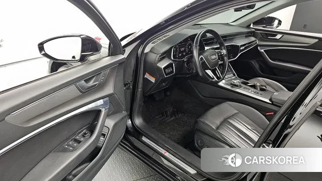 Audi A6 (C8) 2020 Черный из Кореи, фото 2